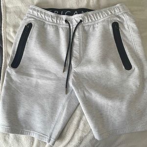 Jogger short white zip pocktes